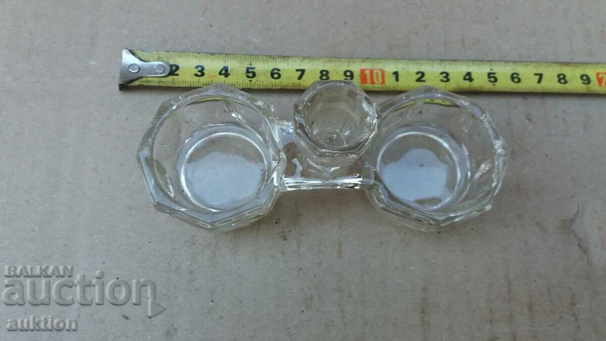 SOC. MASSIVE GLASS SALT SHANK with price 4.99 BGN | € 2.55 SOC. MASSIVE GLASS SALT SHANK with price 4.99 BGN | € 2.55