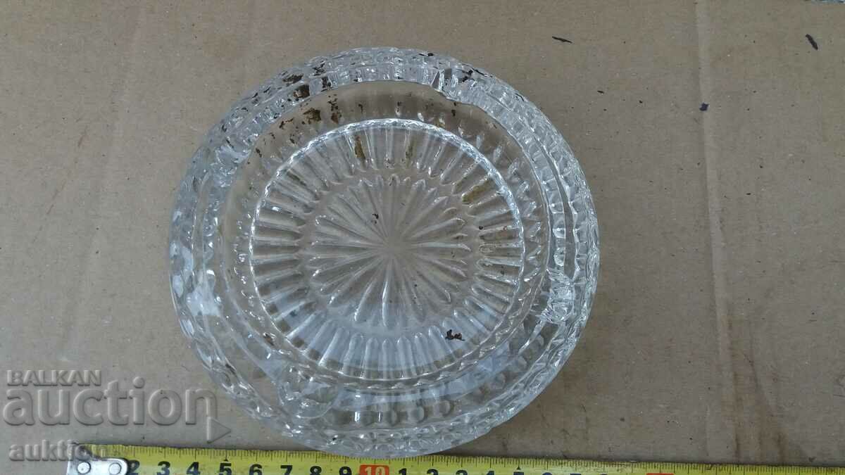 MASSIVE CRYSTAL SOC. ashtray with price 4.99 BGN | € 2.55 MASSIVE CRYSTAL SOC. ashtray with price 4.99 BGN | € 2.55