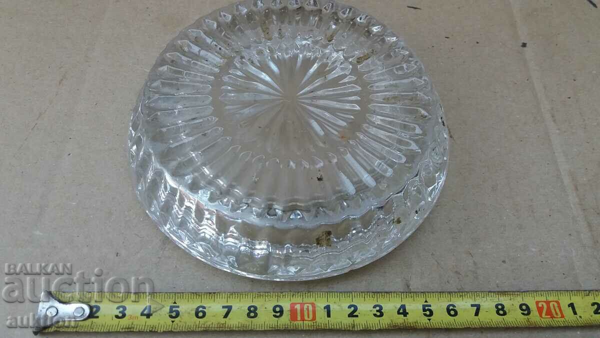 Delivery of MASSIVE CRYSTAL SOC. ashtray Delivery of MASSIVE CRYSTAL SOC. ashtray