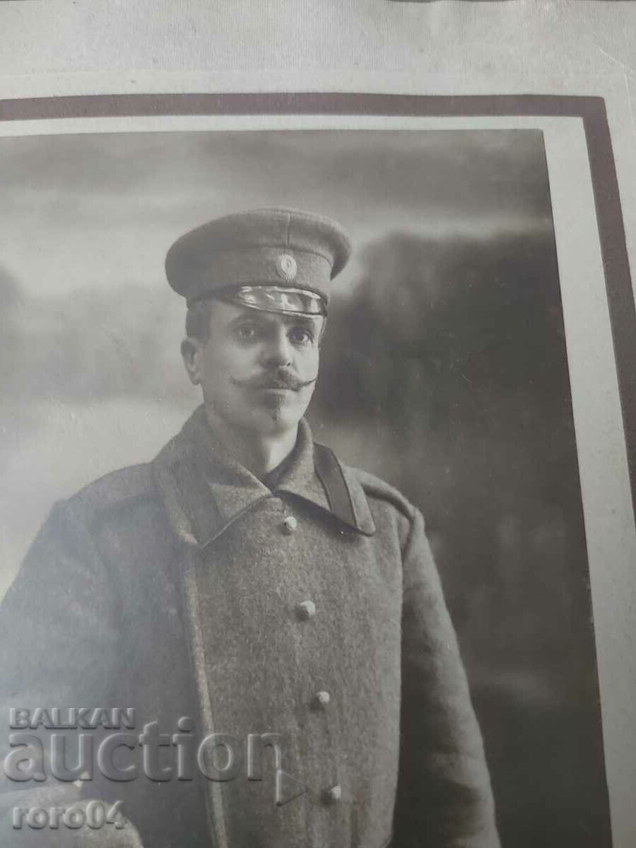 Auction OLD MILITARY PHOTOGRAPHY - CARDBOARD Auction OLD MILITARY PHOTOGRAPHY - CARDBOARD