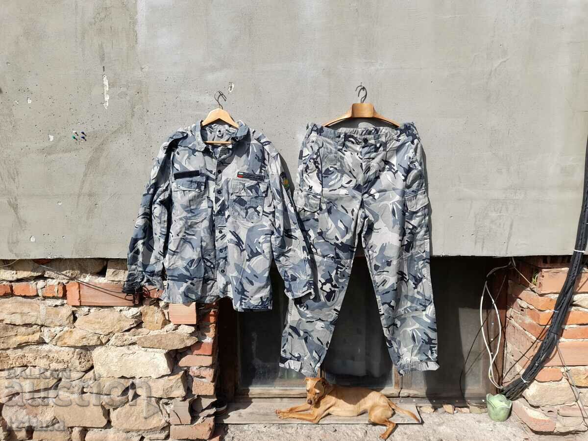 Camouflage clothing, jacket, trousers, camouflage Camouflage clothing, jacket, trousers, camouflage