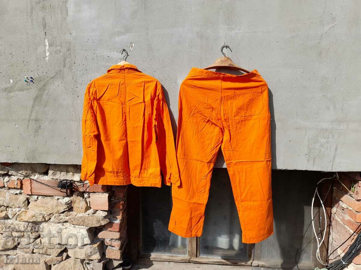 An old set of work clothes - 5 An old set of work clothes - 5