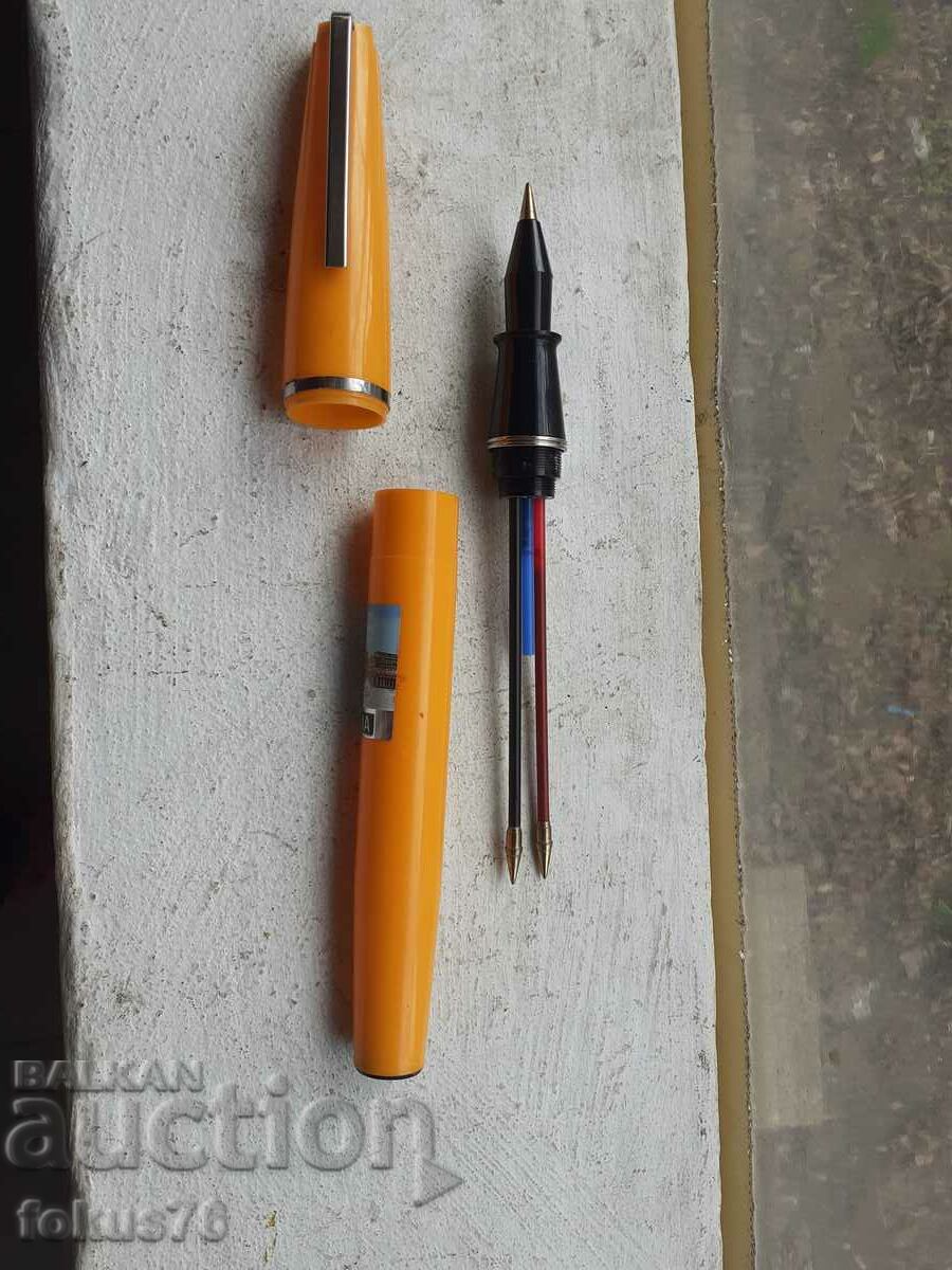 Huge pen with extra refills with price 15.00 BGN | € 7.67 Huge pen with extra refills with price 15.00 BGN | € 7.67