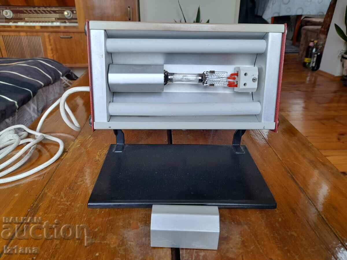 Auction Medicor medical lamp Auction Medicor medical lamp