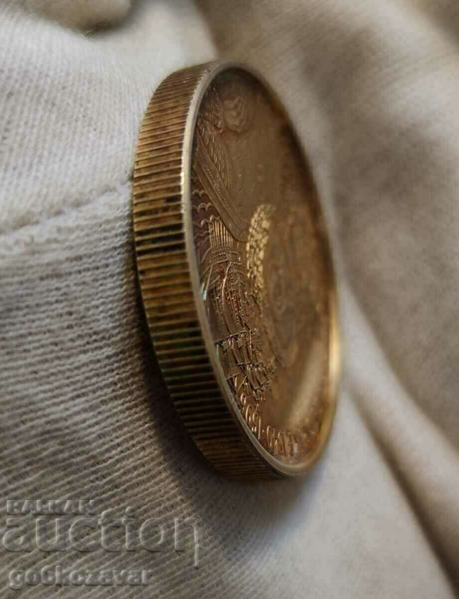 Auction Eastern Caribbean 2 dollars 2003 Huge coin 24 carat gold Auction Eastern Caribbean 2 dollars 2003 Huge coin 24 carat gold