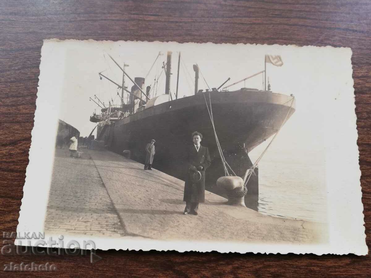 Old photo Kingdom of Bulgaria - Port of Burgas with price 20.00 BGN | € 10.23 Old photo Kingdom of Bulgaria - Port of Burgas with price 20.00 BGN | € 10.23