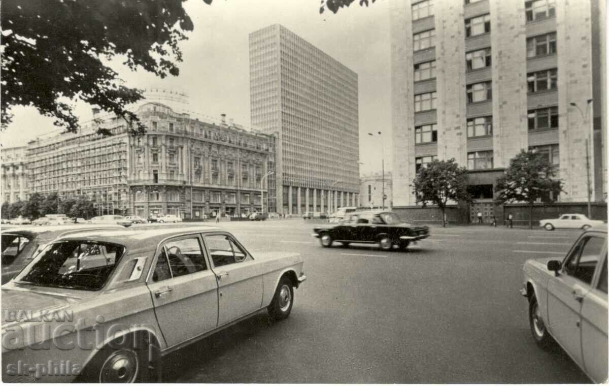 Παλιά καρτ ποστάλ - Μόσχα, Hotel Intourist - αυτοκίνητα Βόλγα