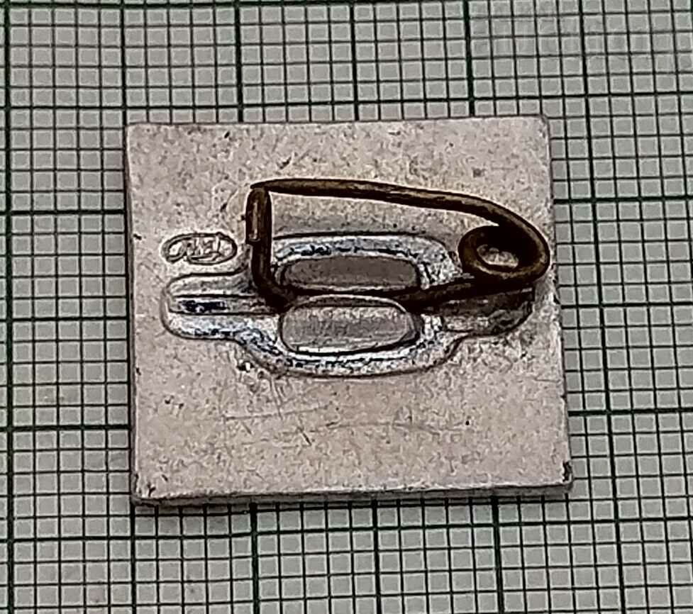 АЕРОФЛОТ 40 г. 1963 г. ЗНАЧКА с цена 3.00 лв. | € 1.53 АЕРОФЛОТ 40 г. 1963 г. ЗНАЧКА с цена 3.00 лв. | € 1.53