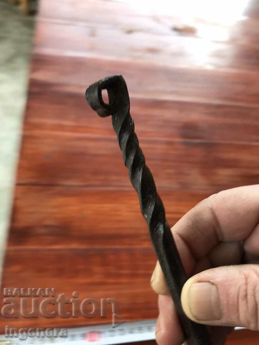 SCAPE SCAPE OLD FORGED TOOL - 6 SCAPE SCAPE OLD FORGED TOOL - 6