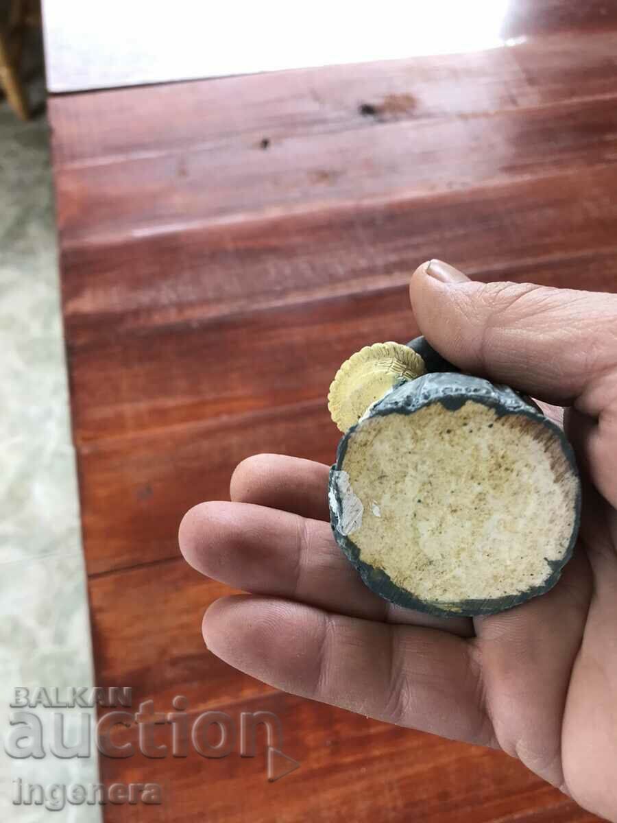 PORCELAIN FIGURE STATUE - 7 PORCELAIN FIGURE STATUE - 7