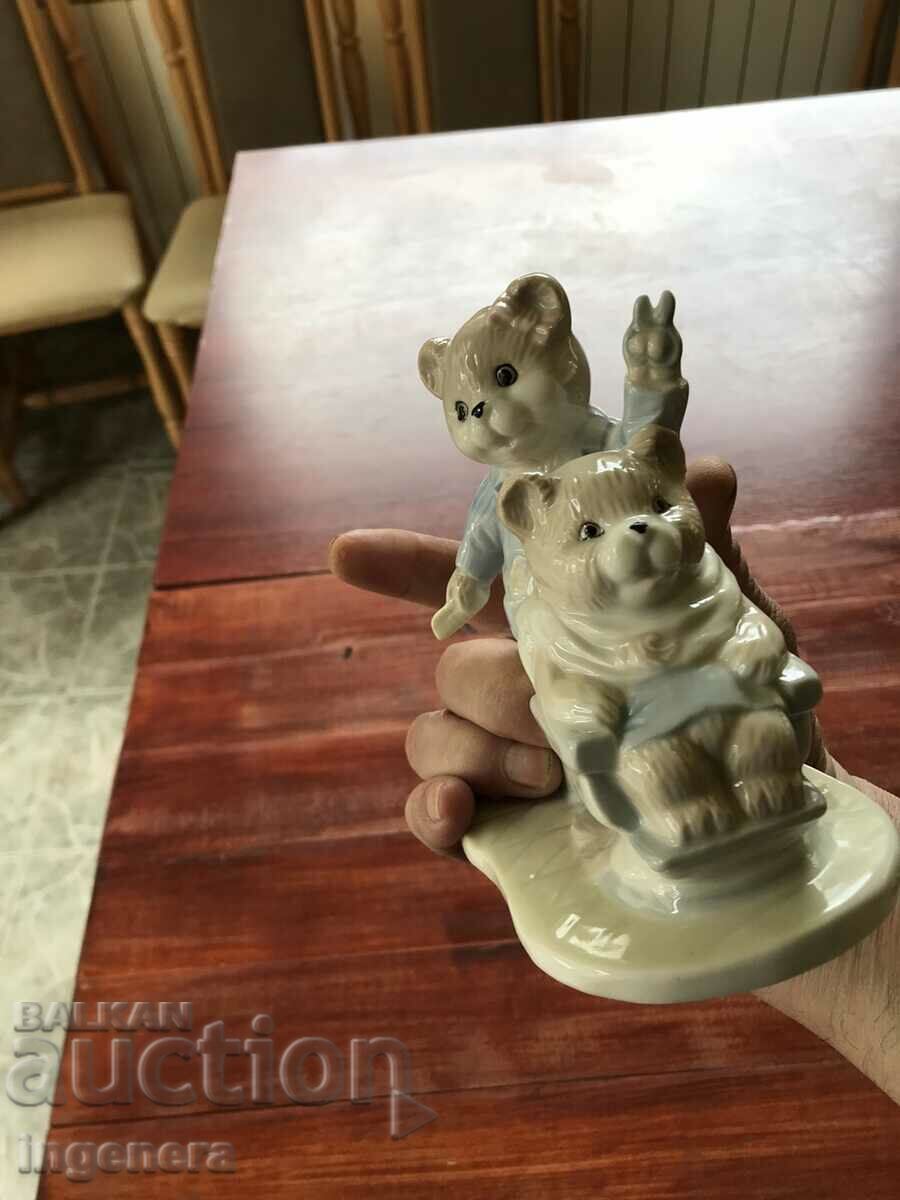 PORCELAIN FIGURE STATUE - 6 PORCELAIN FIGURE STATUE - 6