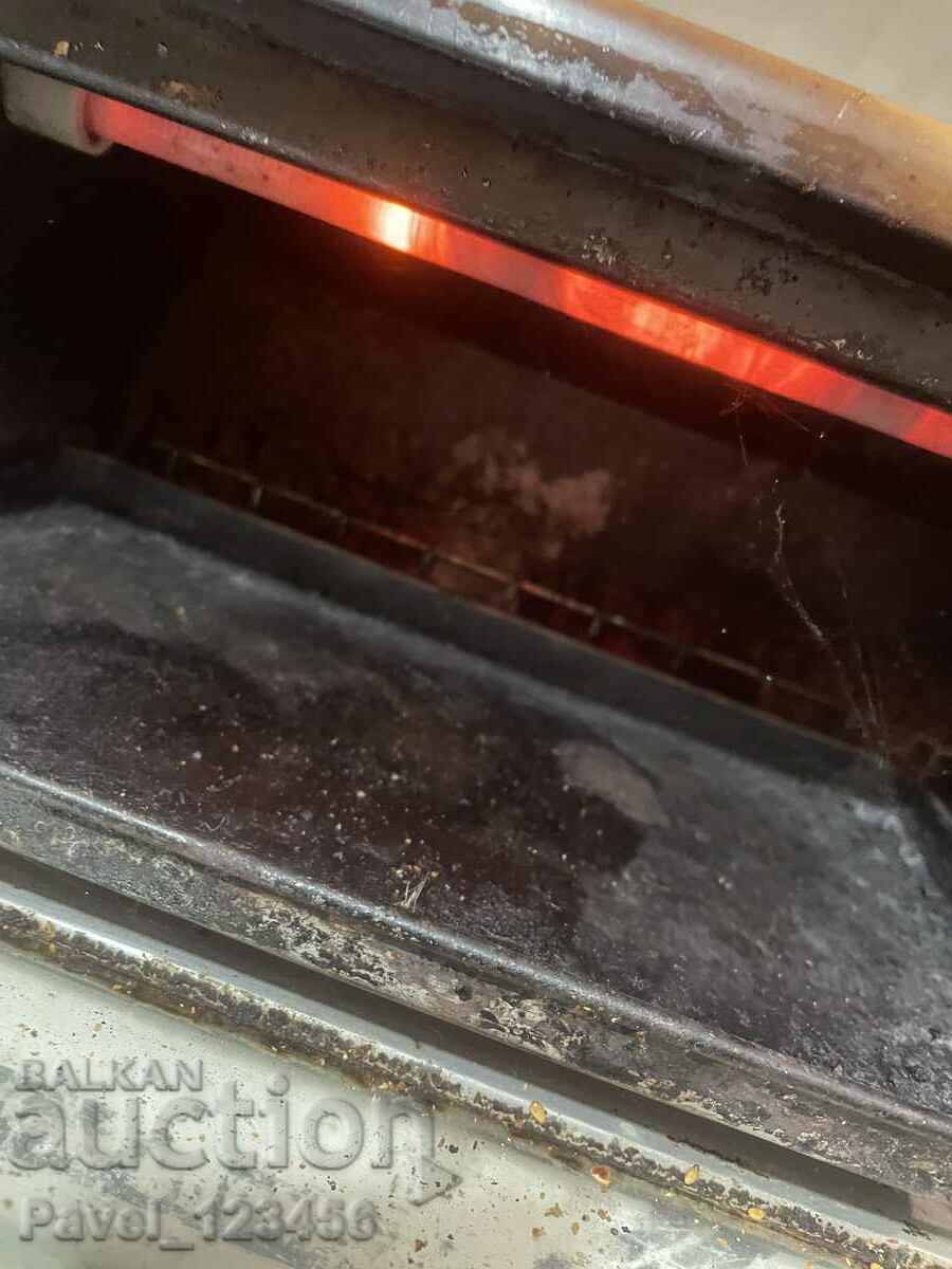 Auction old working sandwich oven Auction old working sandwich oven