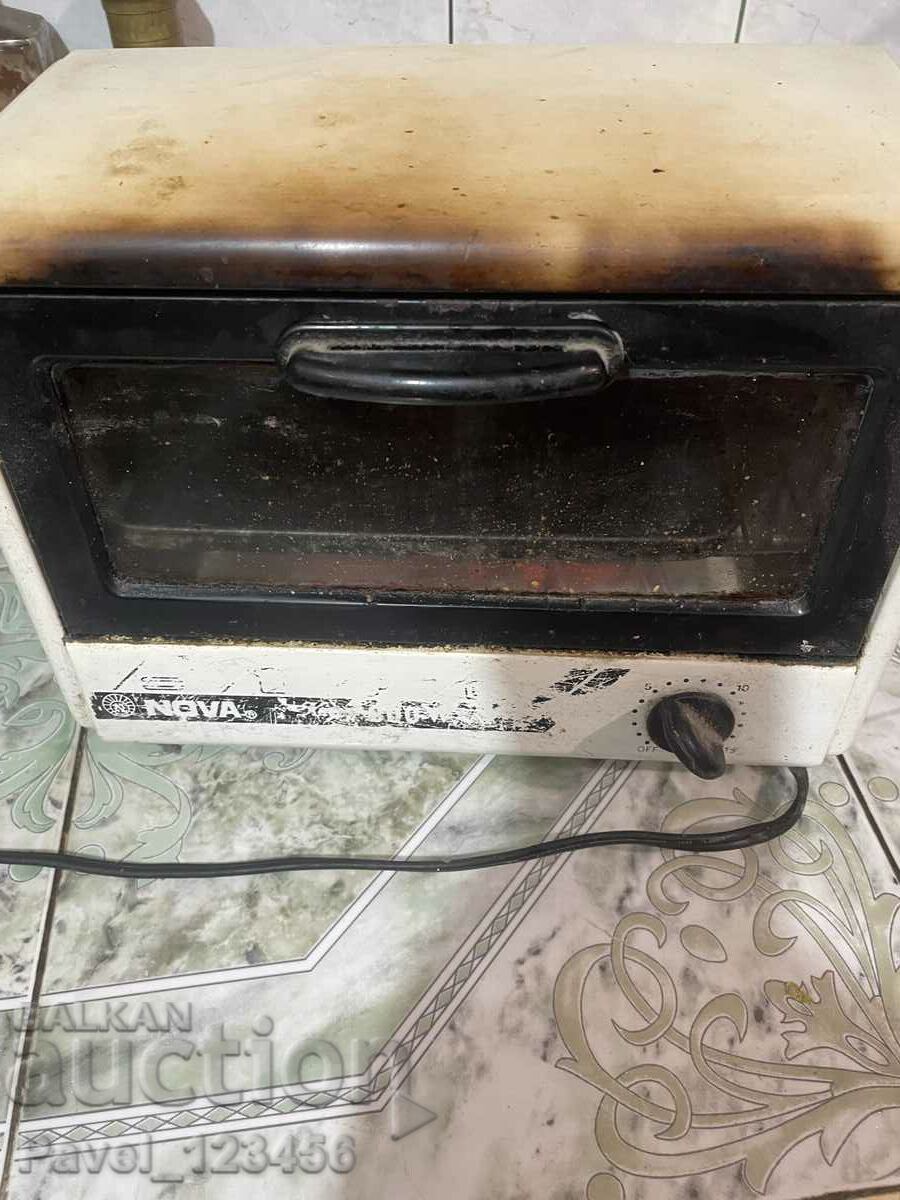 old working sandwich oven