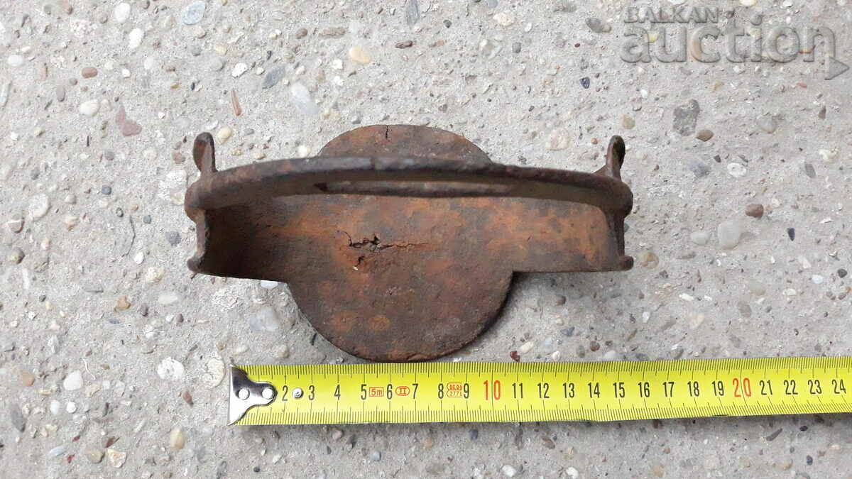 antique stirrup for a cavalry horse - 5 antique stirrup for a cavalry horse - 5