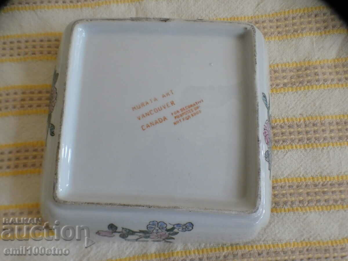 Delivery of Hand painted decoration plate Murata art Vancouver Canada