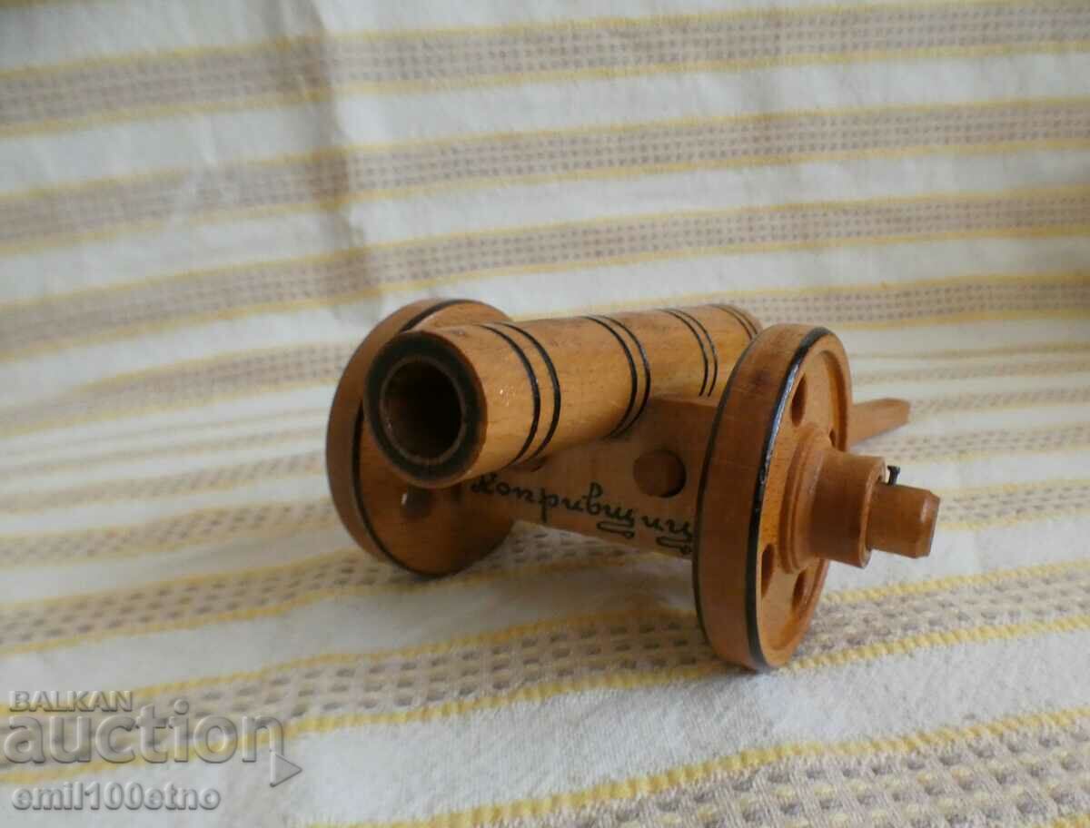 Auction Model of the Cherry ball souvenir cannon Koprivshtitsa Auction Model of the Cherry ball souvenir cannon Koprivshtitsa
