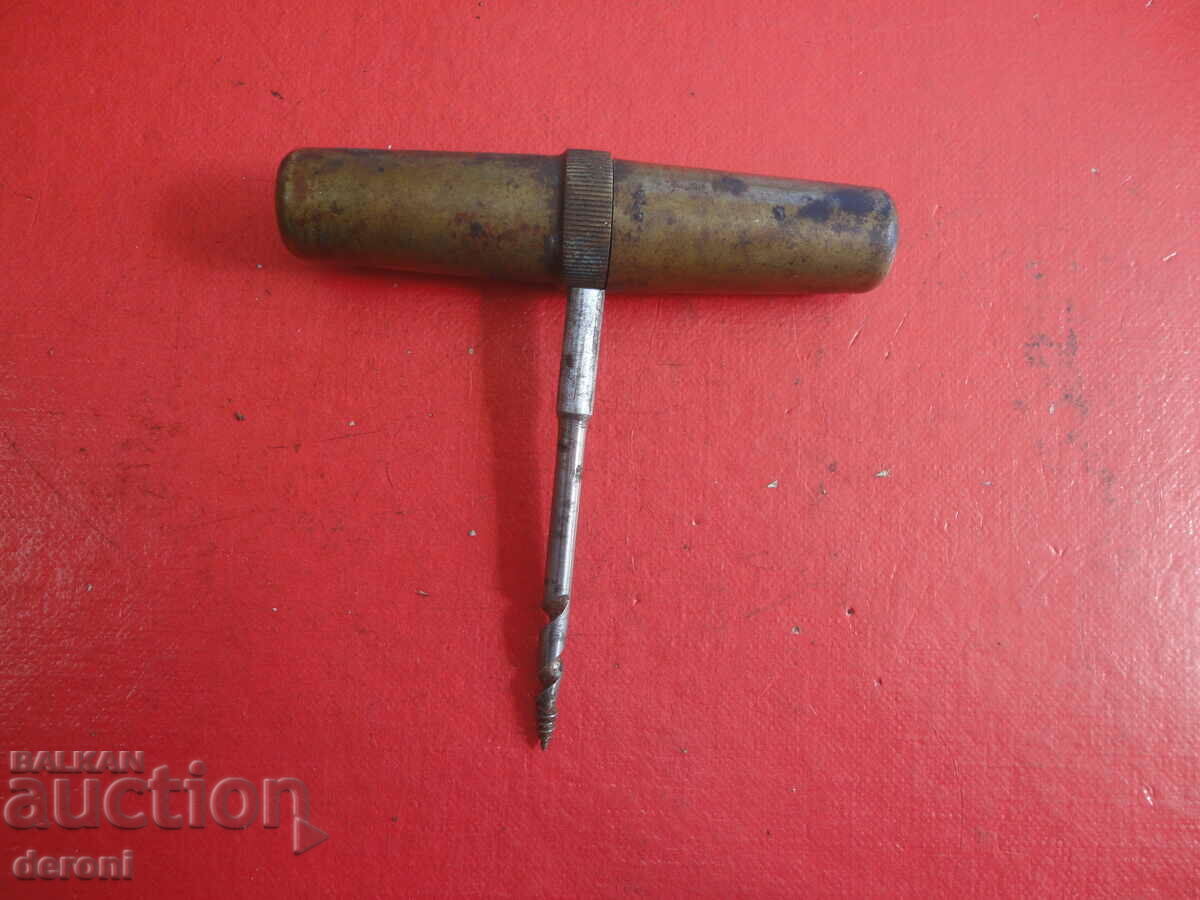 Auction  Vintage Army Bronze Zip Screwdriver