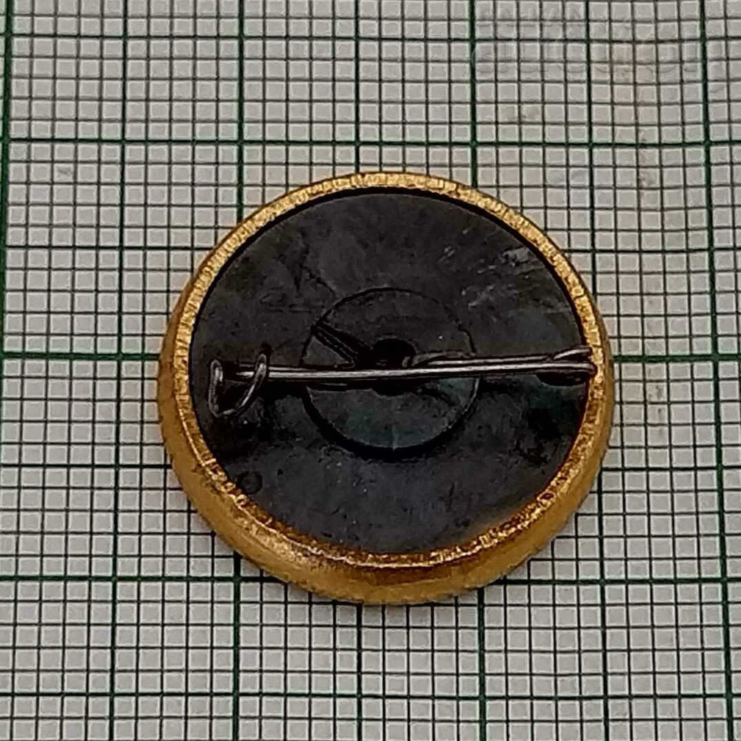 КОСМОС ВАЛЕРИ БИКОВСКИ ЗНАЧКА с цена 2.00 лв. | € 1.02 КОСМОС ВАЛЕРИ БИКОВСКИ ЗНАЧКА с цена 2.00 лв. | € 1.02