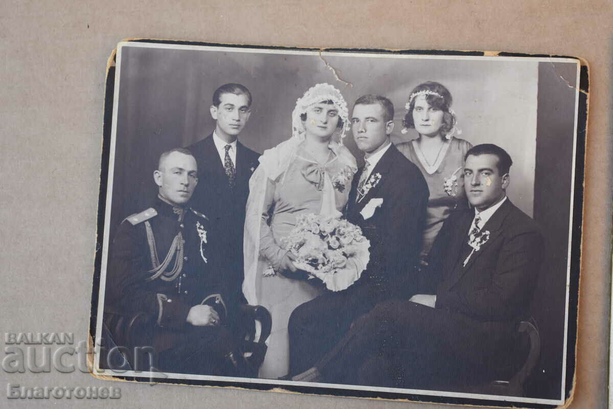 Παλιές φωτογραφίες με τιμή 30.00 BGN | € 15.34 Παλιές φωτογραφίες με τιμή 30.00 BGN | € 15.34