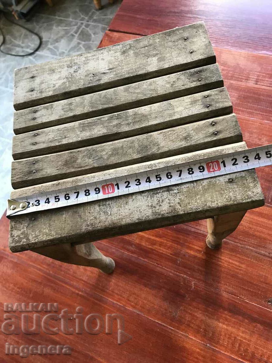 Auction CHAIR CHAIR SOLID WOOD ANTIQUE Auction CHAIR CHAIR SOLID WOOD ANTIQUE