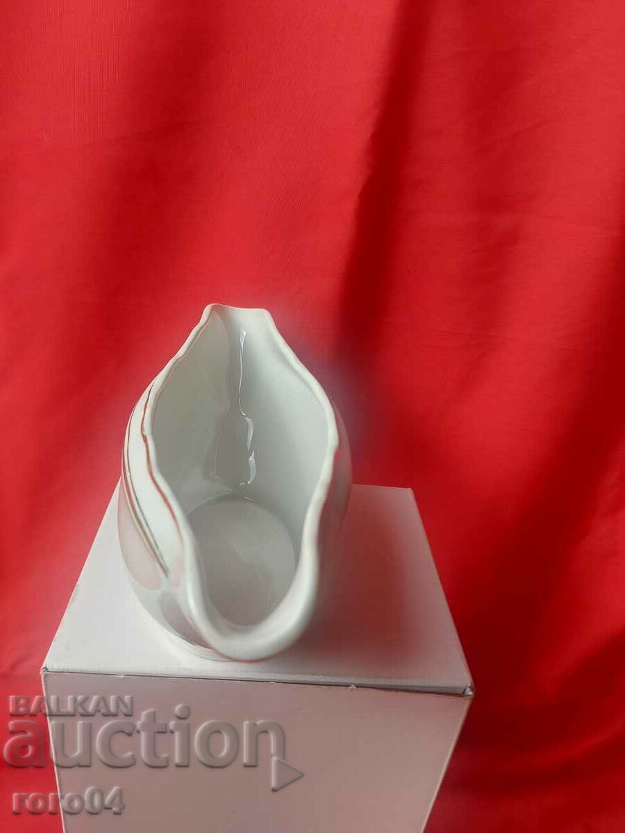 Delivery of SOSIERA - PORCELAIN - NRB