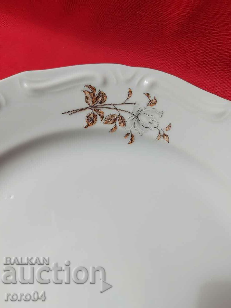 PLATEAU - PORCELAIN - NRB with price 22.49 BGN | € 11.50 PLATEAU - PORCELAIN - NRB with price 22.49 BGN | € 11.50