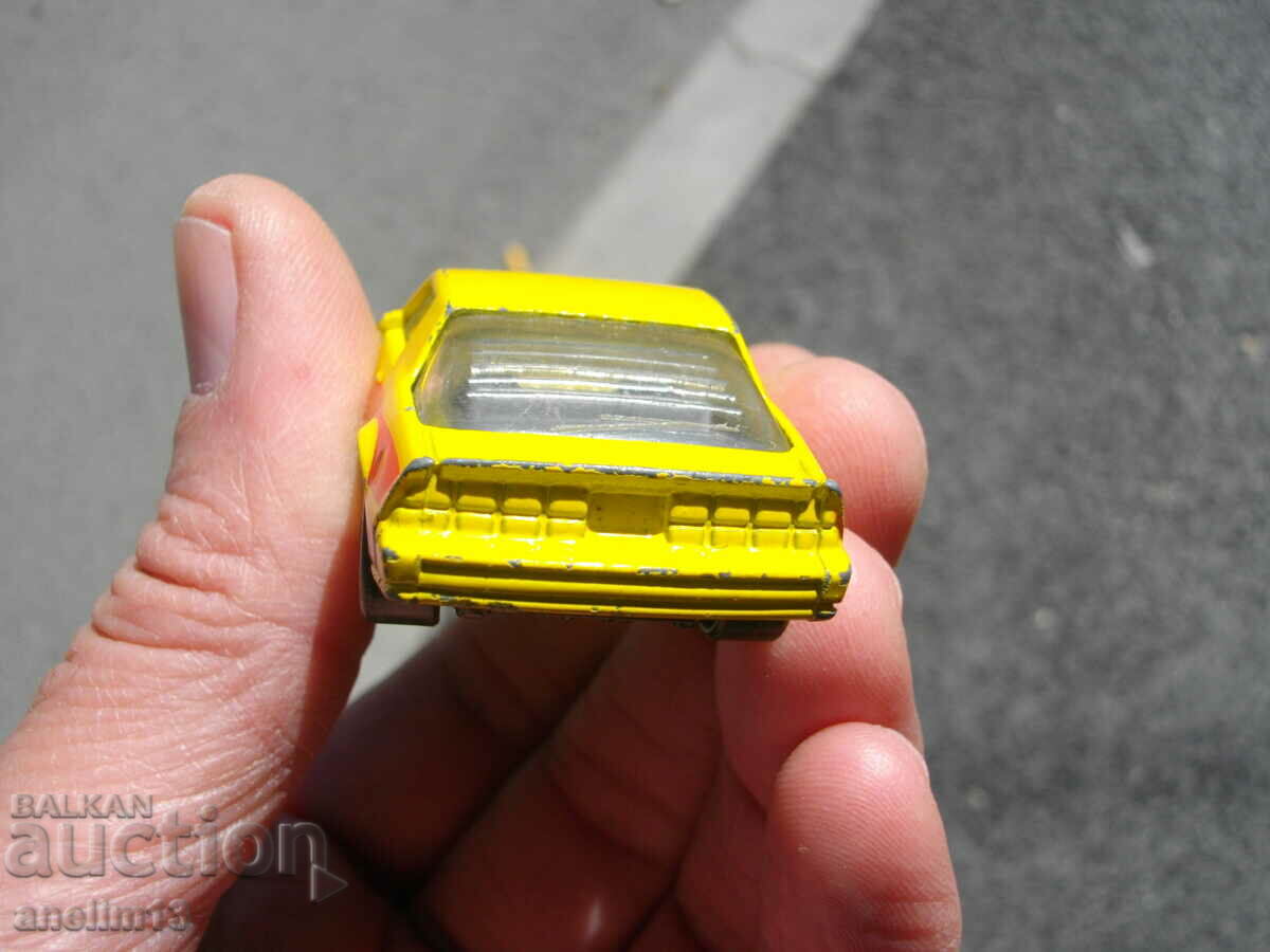 MATCHBOX MACAU CAMARO IROC MATCHBOX with price 20.00 BGN | € 10.23