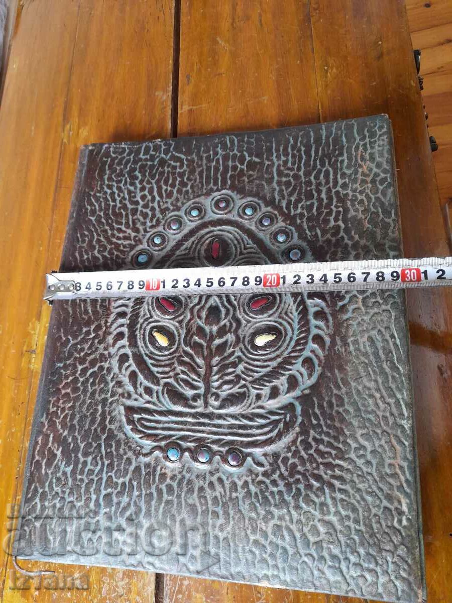 Auction An old leather folder Auction An old leather folder