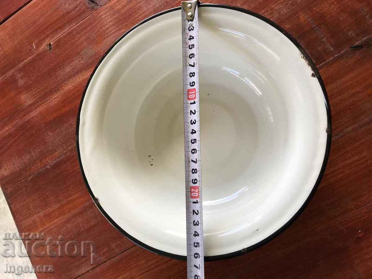 BOWL POT PANICA LARGE ENAMELLED VESSEL FROM SOCA-USSR with price 11.00 BGN | € 5.62 BOWL POT PANICA LARGE ENAMELLED VESSEL FROM SOCA-USSR with price 11.00 BGN | € 5.62