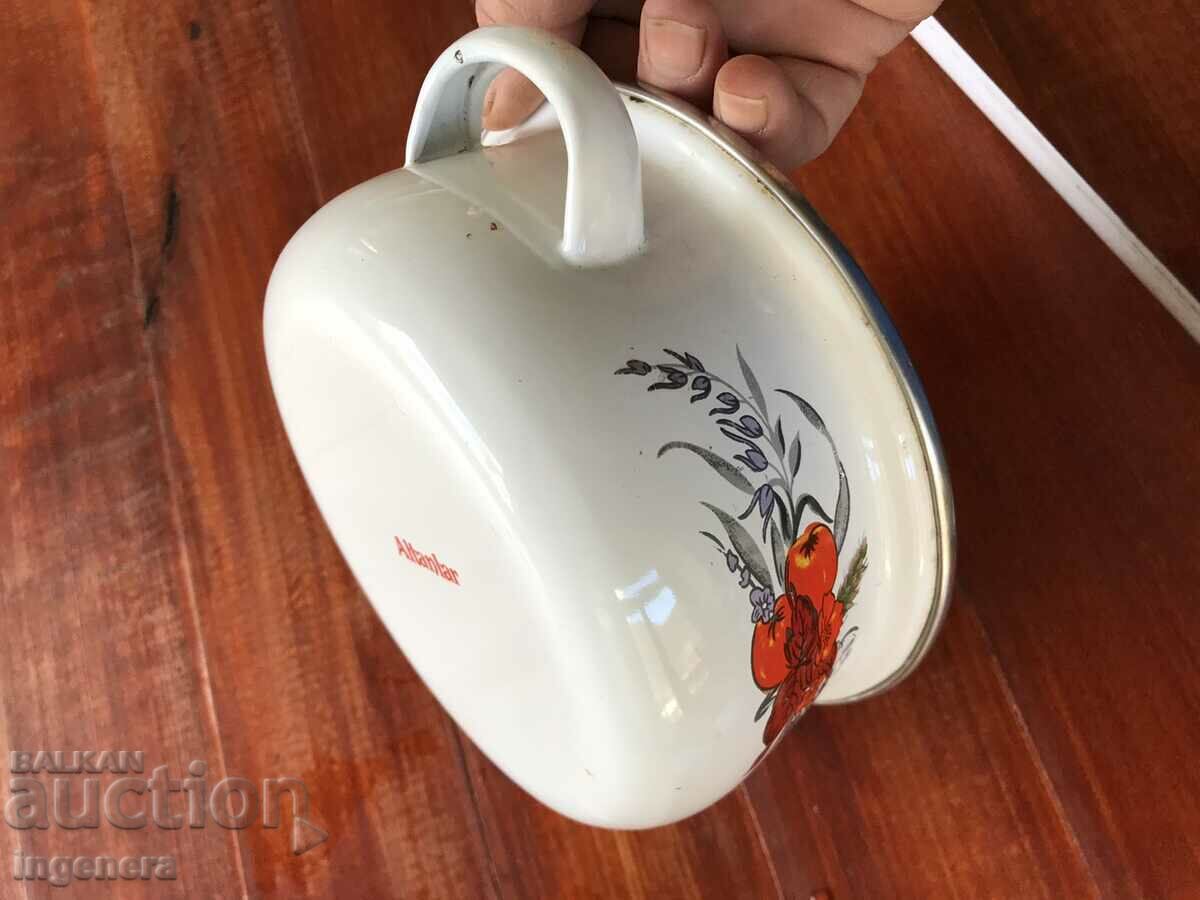 Auction BOWL CASTROL PAN ENAMELLED LARGE DISH THE POT Auction BOWL CASTROL PAN ENAMELLED LARGE DISH THE POT