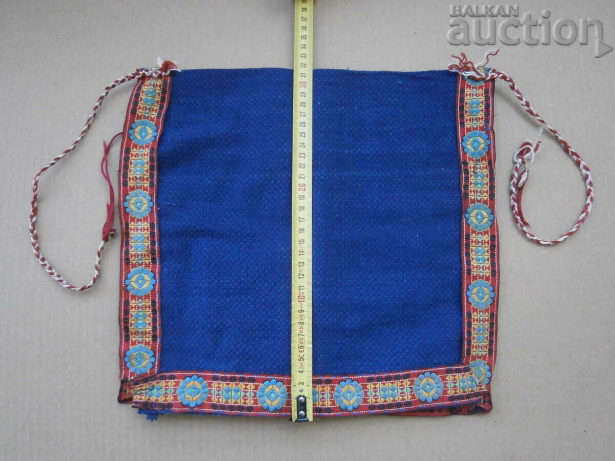 A CHILD WEARING A FRIENDLY APRON - 6 A CHILD WEARING A FRIENDLY APRON - 6