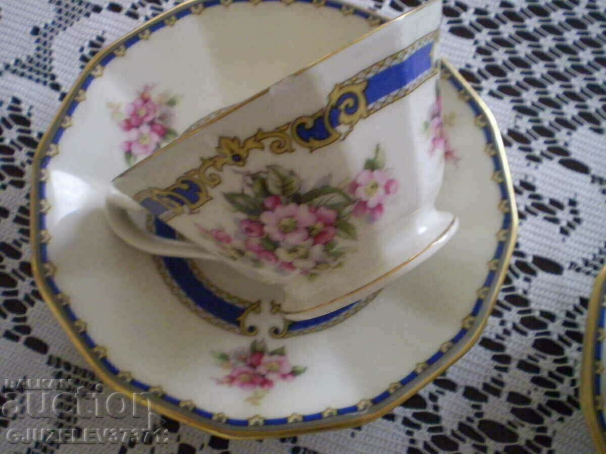 Set de ceai vechi din porțelan SCHLAGGENWALD BOHEMIA cu preț 900.00 BGN | € 460.16 Set de ceai vechi din porțelan SCHLAGGENWALD BOHEMIA cu preț 900.00 BGN | € 460.16