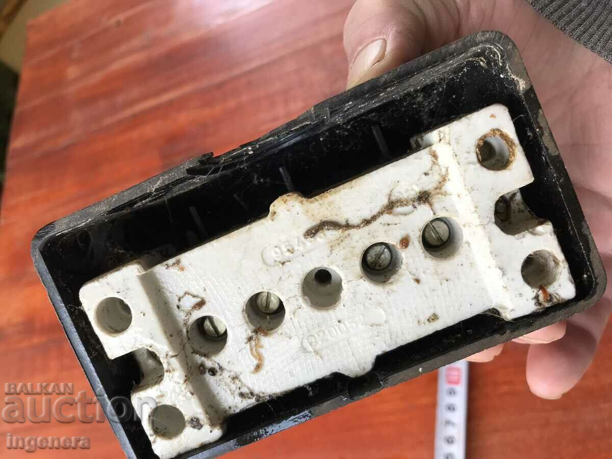 CONTACT THREE-PHASE and SINGLE-PHASE AMPLIFIED - 5 CONTACT THREE-PHASE and SINGLE-PHASE AMPLIFIED - 5