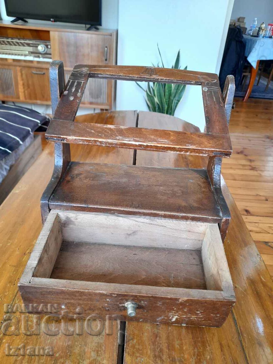 An old bedside table - 7 An old bedside table - 7