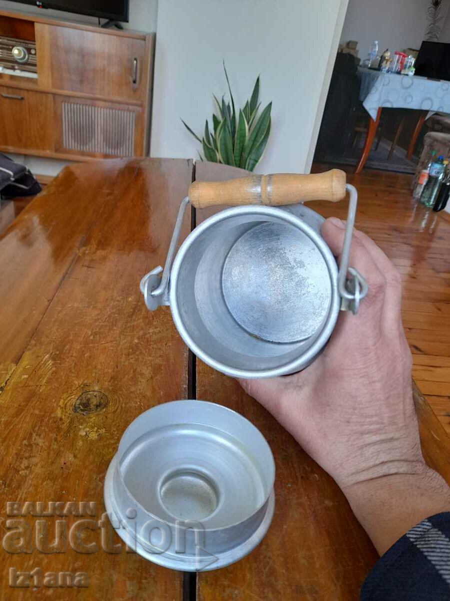 Доставка на Стара алуминиева котленка,гюм Доставка на Стара алуминиева котленка,гюм