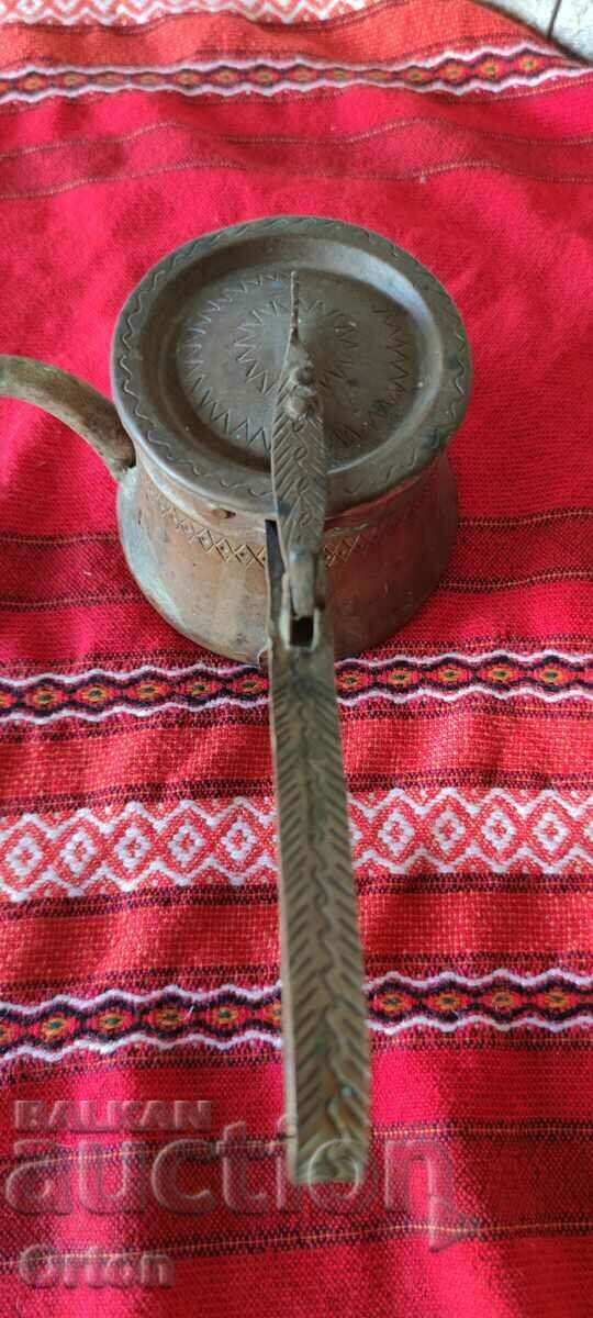 Auction  OLD FORGED COPPER BOILER FOR HEATED BRANDY