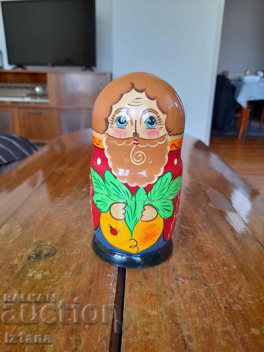 Old Matryoshka, Matryoshkas