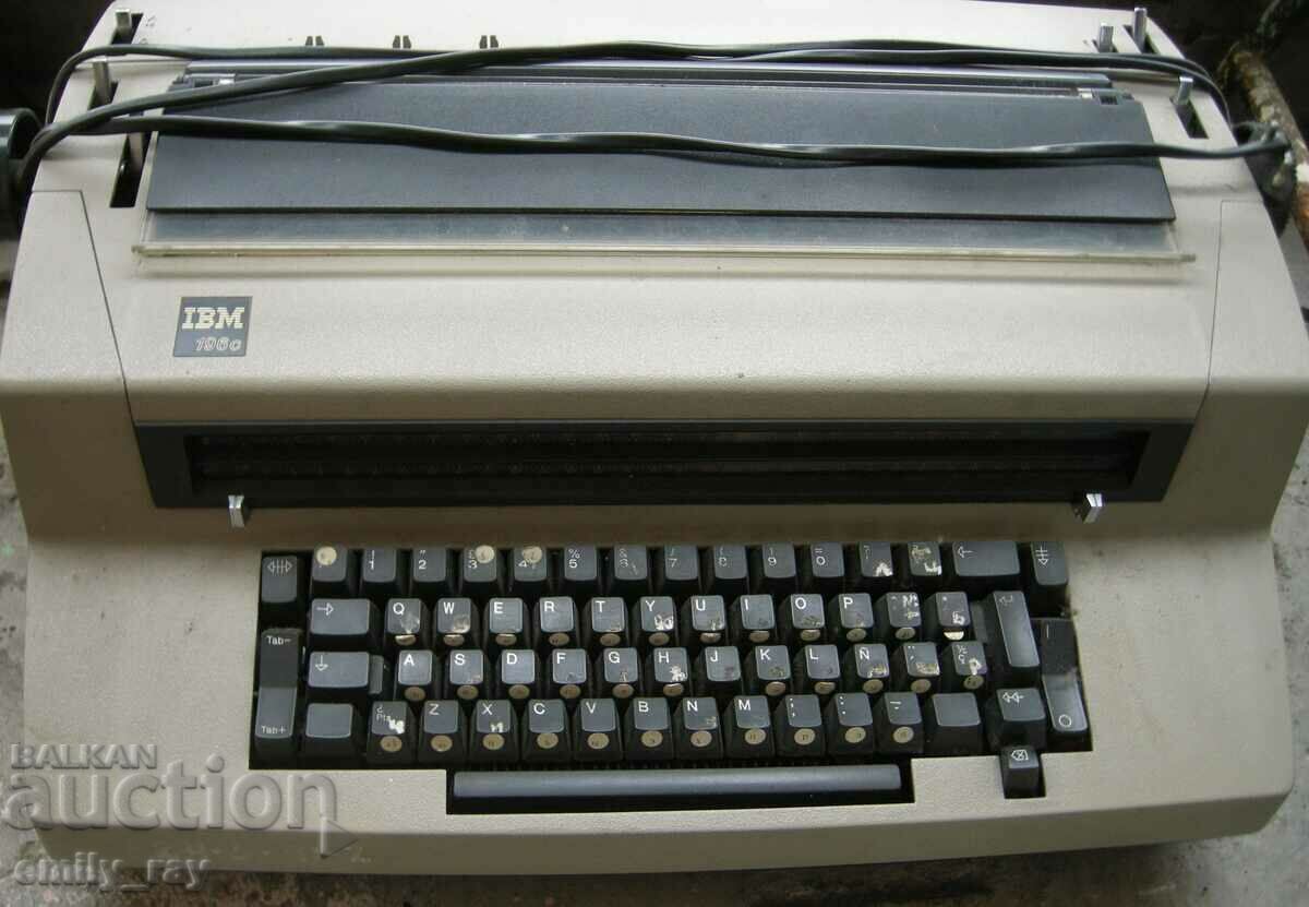 Mașină de scris IBM 196 C / 6705