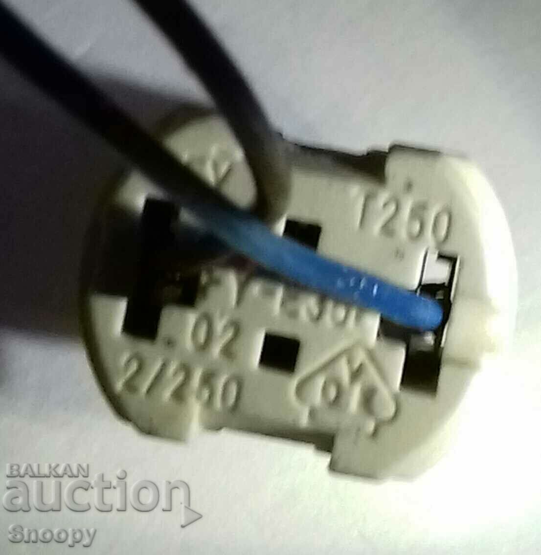 G9 ceramic socket with metal terminal and cables set of 2 pcs. - 5 G9 ceramic socket with metal terminal and cables set of 2 pcs. - 5