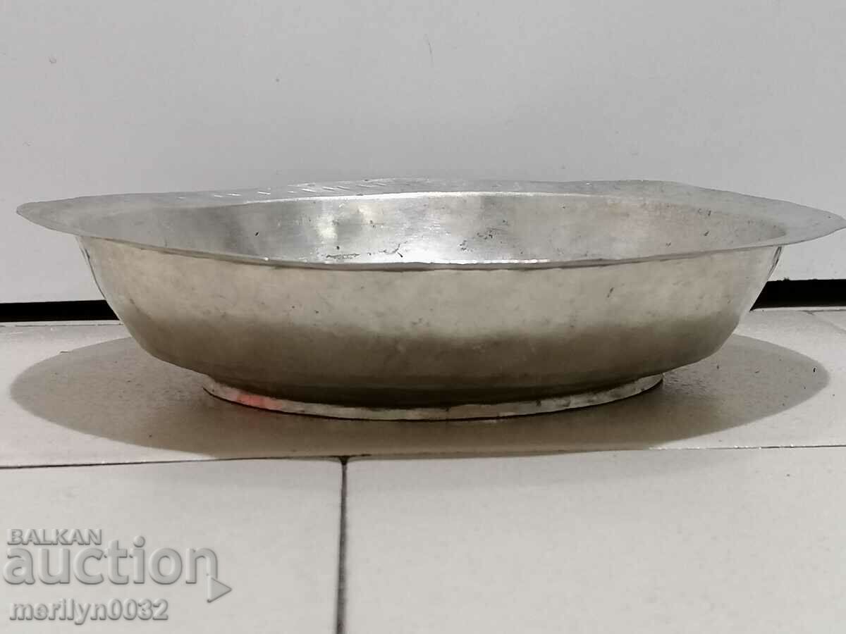 Delivery of Old copper sahan, baker, bowl, plate, tass