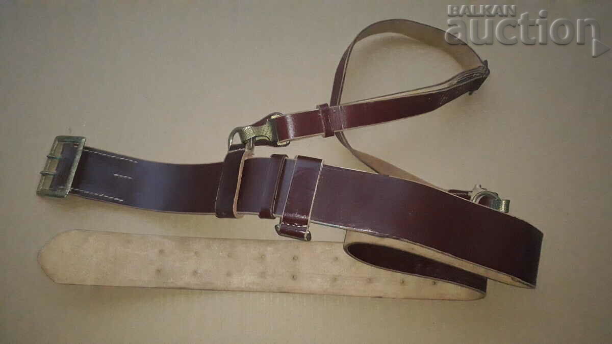 red officer's belt with protube WW2 WWII - 7 red officer's belt with protube WW2 WWII - 7