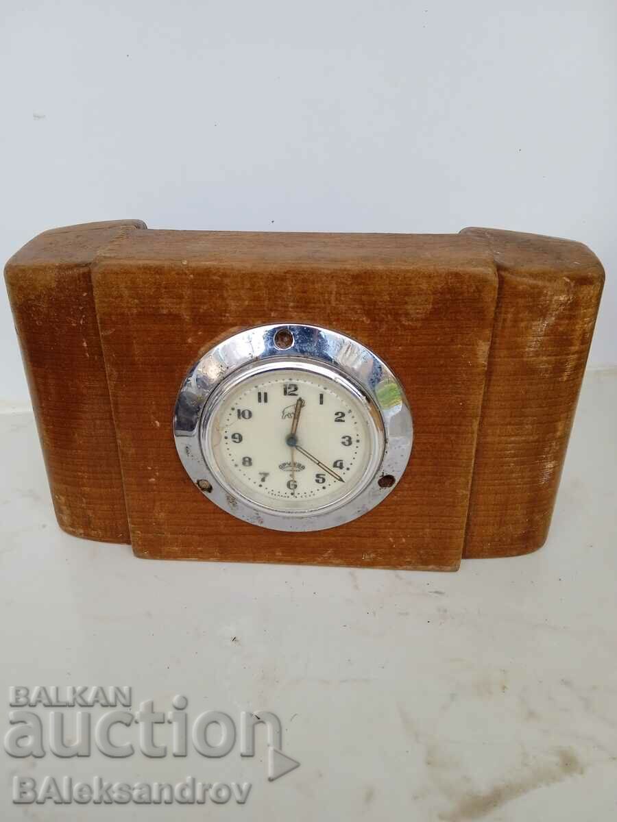 Old large table mechanical clock