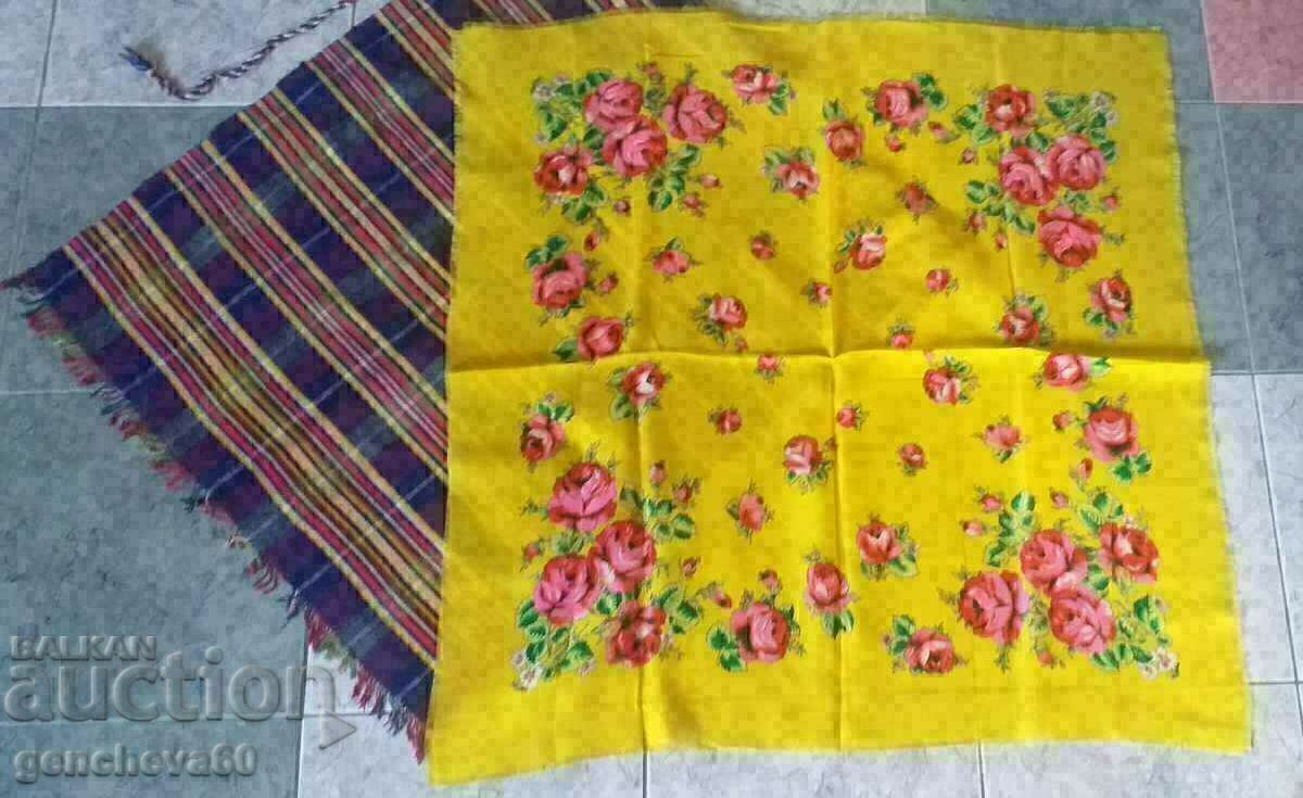 Șorț autentic și basma, eșarfă de cap cu preț € 25.00 | 48.90 BGN