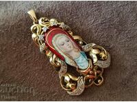 18K GOLD DIAMONDS DIAMONDS medallion gold Madonna