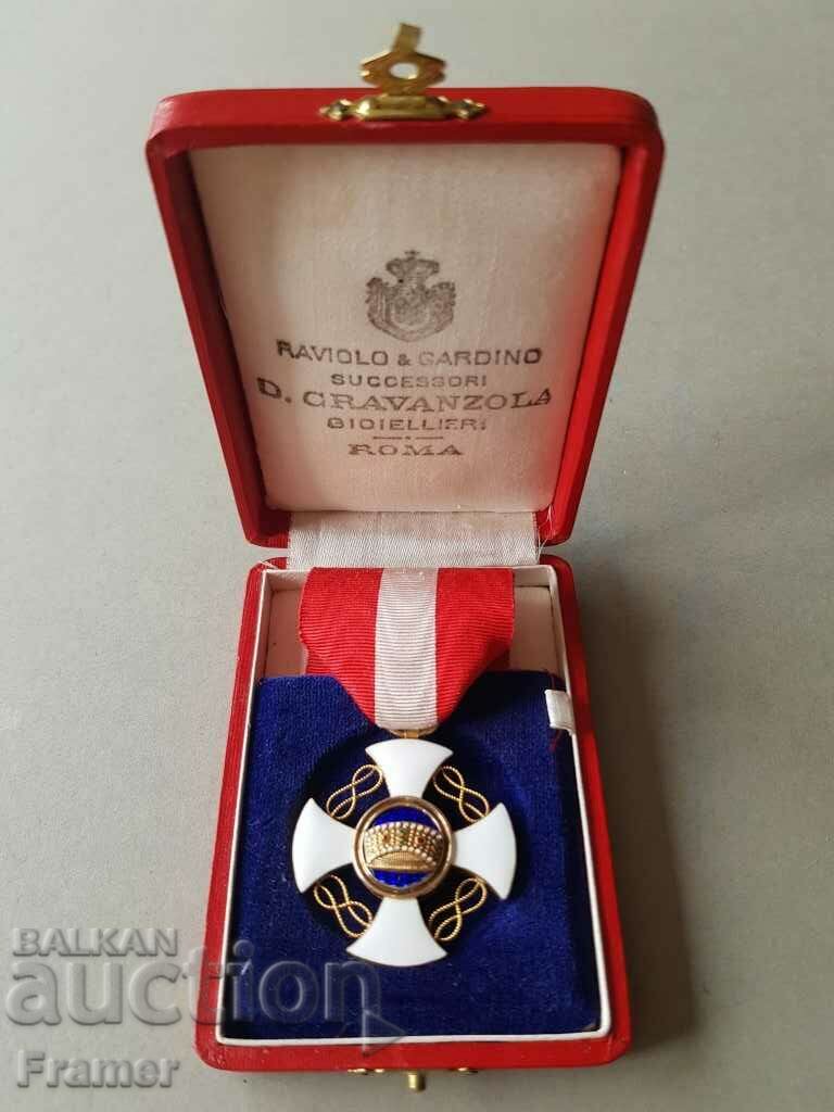 Златен италиански Орден на Короната Виктор Емануил III злато