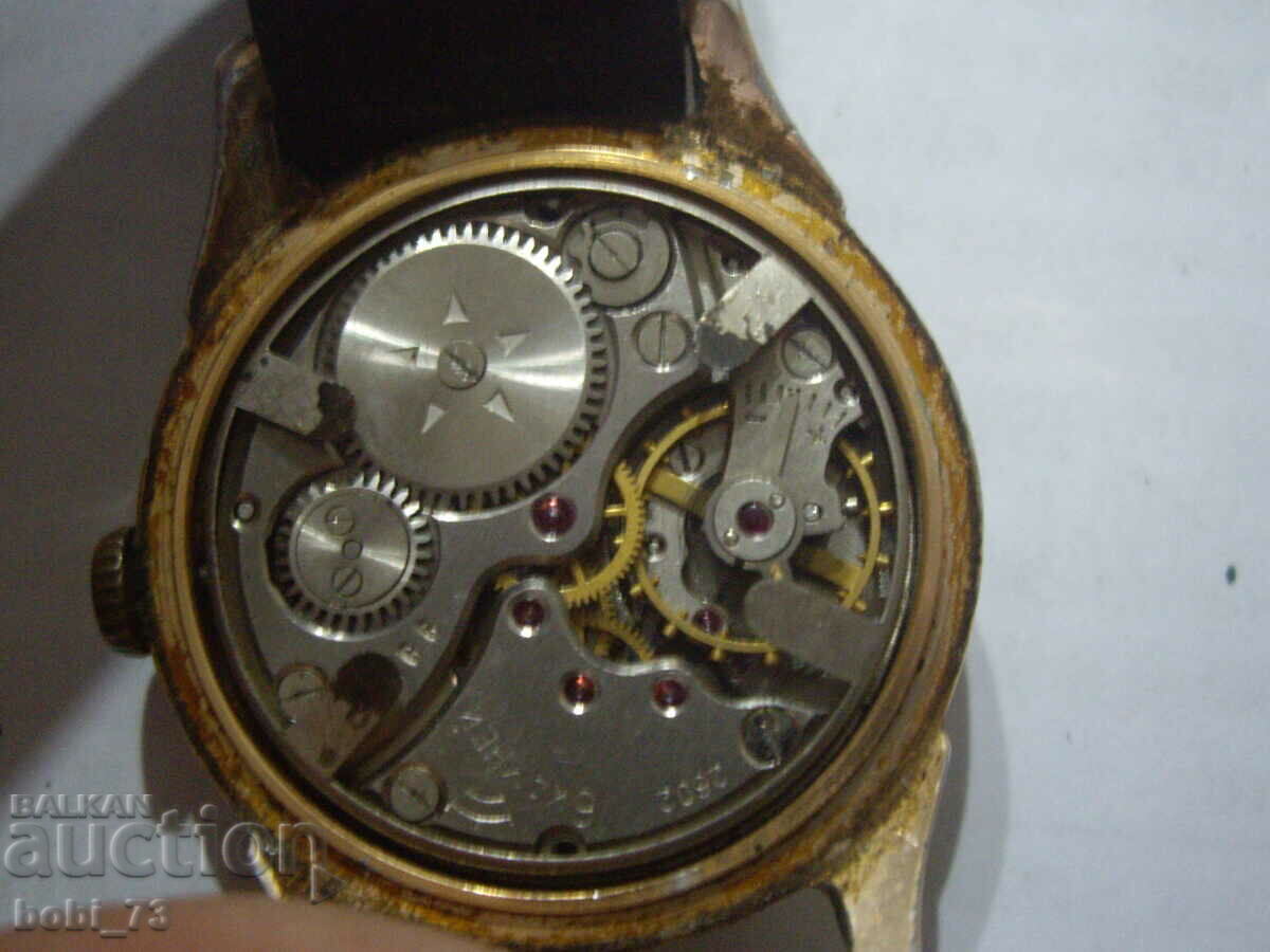 Delivery of Old men's wristwatch "Victory". Delivery of Old men's wristwatch "Victory".