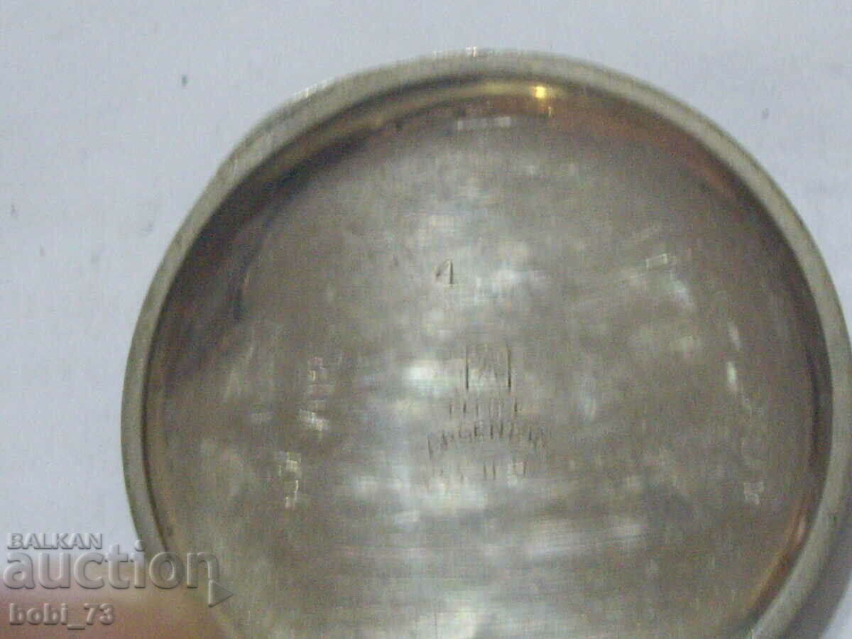 Delivery of Old pocket watch. Delivery of Old pocket watch.