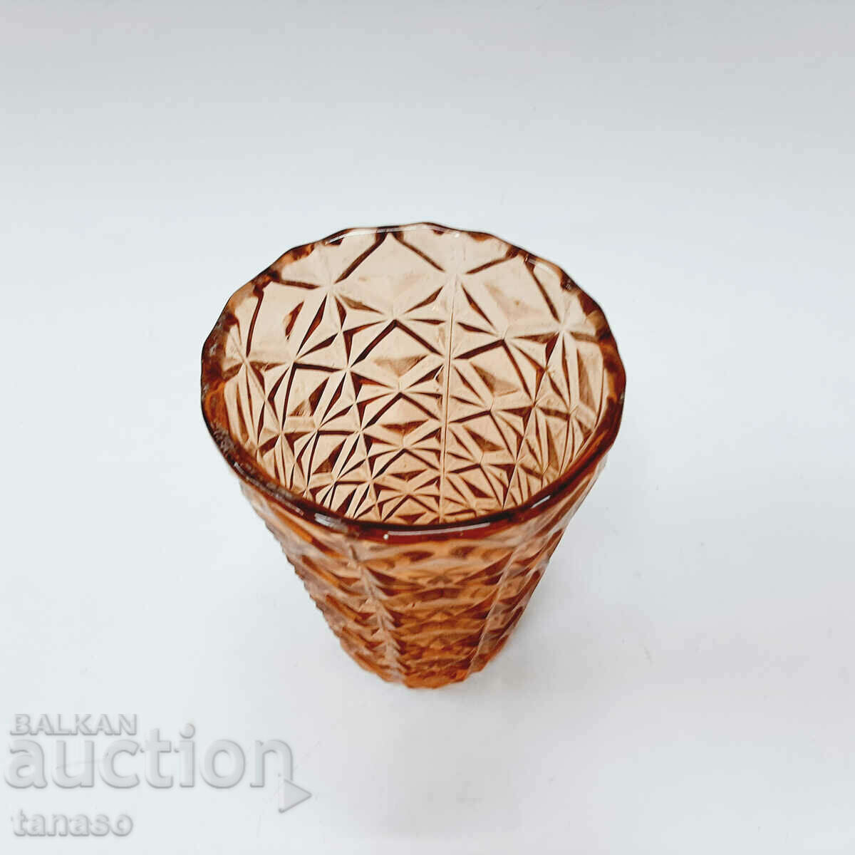 Παλιά γυάλινο βάζο με τιμή 20.00 BGN | € 10.23 Παλιά γυάλινο βάζο με τιμή 20.00 BGN | € 10.23