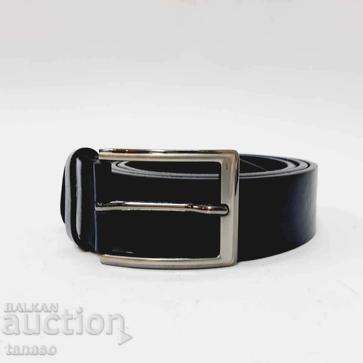 Curea din piele artificială (10.2) cu preț € 4.00 | 7.82 BGN
