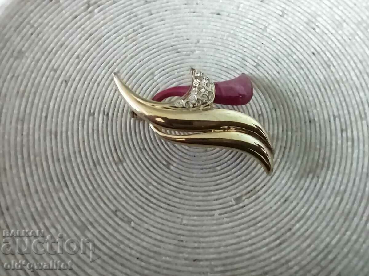 Auction Attractive BROOCH, Silver 925, gilding and enamel Auction Attractive BROOCH, Silver 925, gilding and enamel